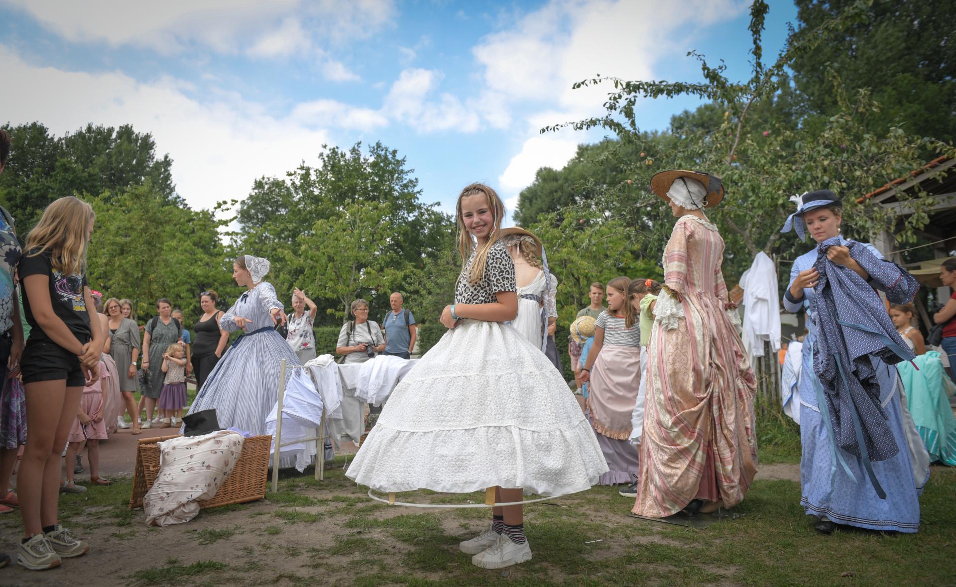 Mode door de eeuwen heen | Archeon